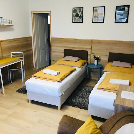 Hotel Melania Vendeghaz Balatonfőkajár Zewnętrze zdjęcie