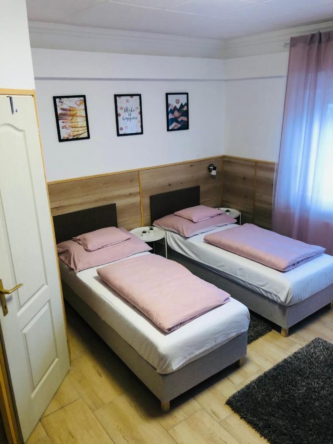 Hotel Melania Vendeghaz Balatonfőkajár Zewnętrze zdjęcie